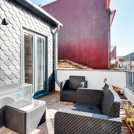 Almada Luxurious Duplex By Da'home *