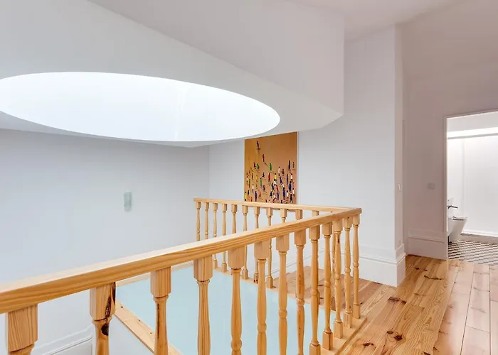 Almada Luxurious Duplex By Da'home *