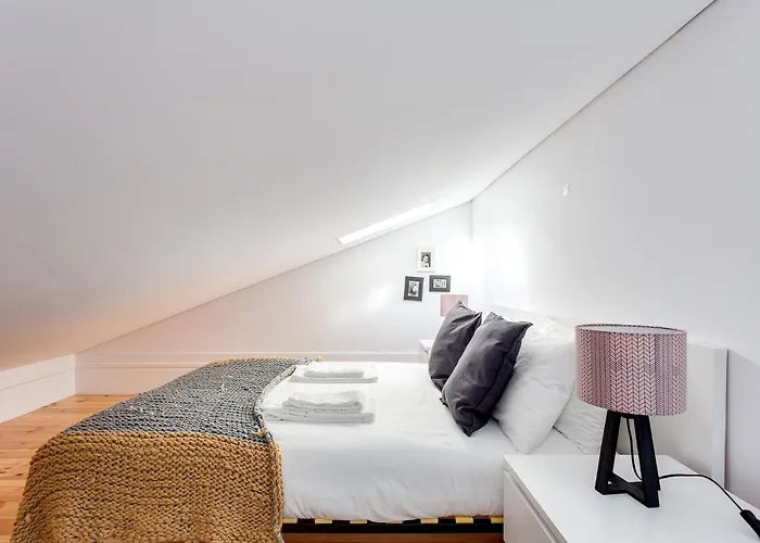 Almada Luxurious Duplex By Da'home Lägenhet *